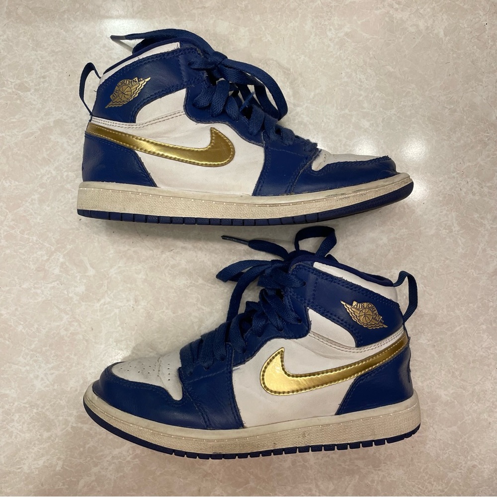 Nike Retro Jordan 1 Hightop youth size 1 blue white and gold shoes